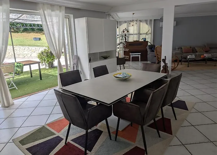 Proche Centre , Avec Piscine Vila Nîmes