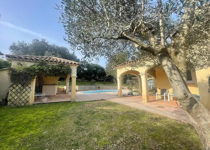 Vila Proche Centre , Avec Piscine Nîmes